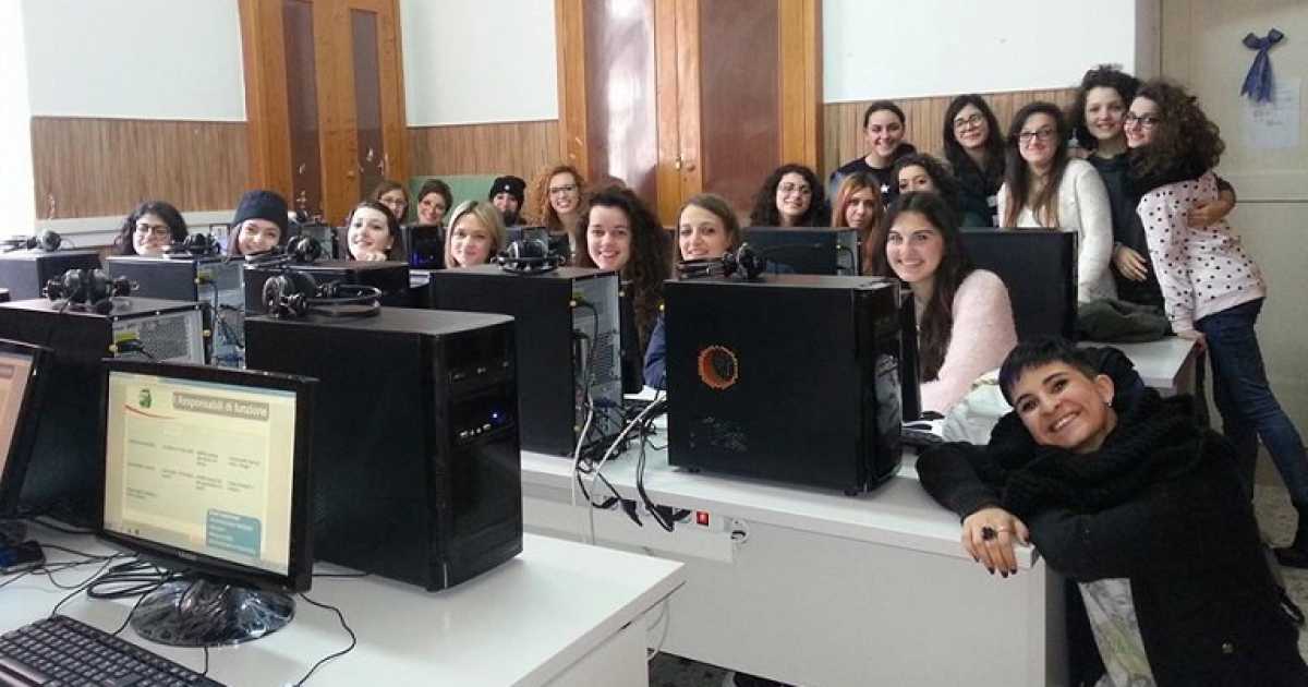 I progetti ''.Teens'': lavorare per le aziende seduti sui banchi di scuola